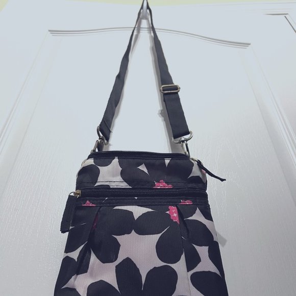 Mixedbag Designs Handbags - Mixedbag Designs Black and Pink Crossbody Bag